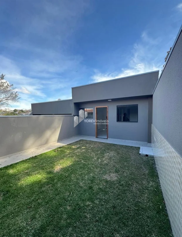 Foto Casa 3 quartos (1 suíte) - Bairro Nova Russia