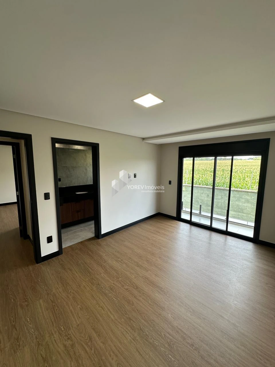 Sobrado Com 3 Quartos + Um De Apoio - Terras Alphaville