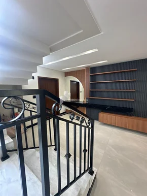 Sobrado Com 3 Quartos + Um De Apoio - Terras Alphaville