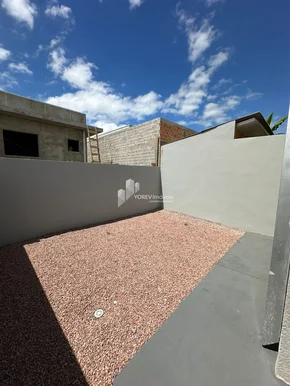 Miniatura - Foto Casa com 3 quartos sendo um suíte - Bairro Dona MArly