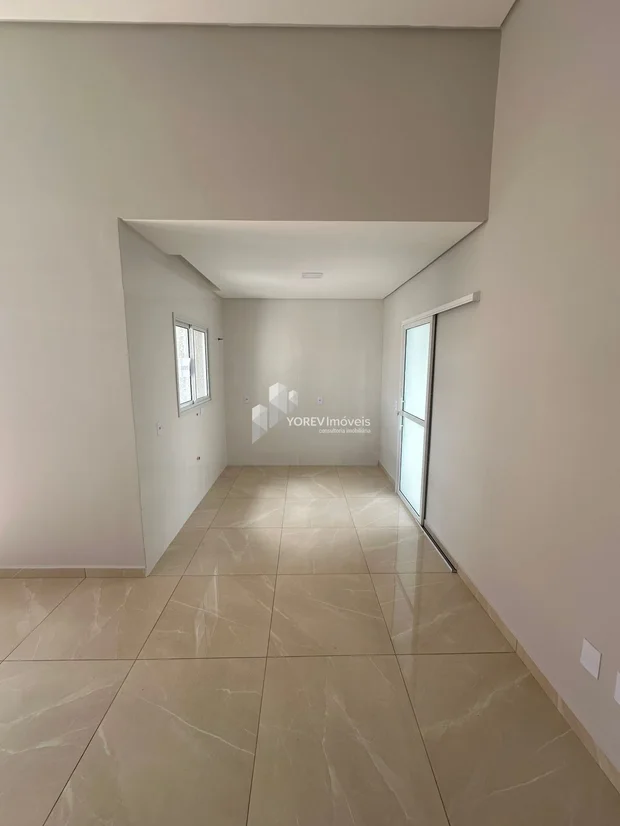 Foto Casa com 3 quartos sendo um suíte - Bairro Dona MArly