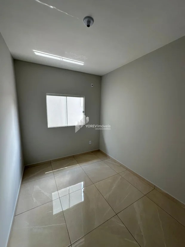 Foto Casa com 3 quartos sendo um suíte - Bairro Dona MArly