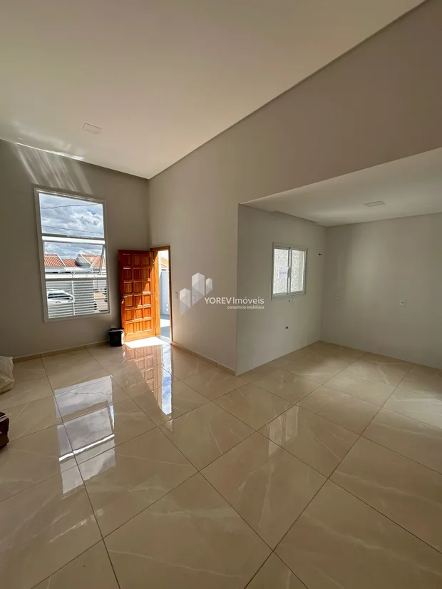 Foto Casa com 3 quartos sendo um suíte - Bairro Dona MArly