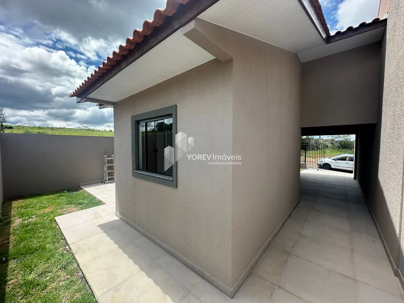 Foto Casa com três quartos individual  - Contorno