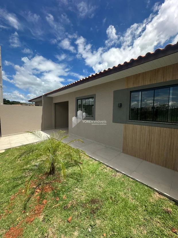 Foto Casa com três quartos individual  - Contorno