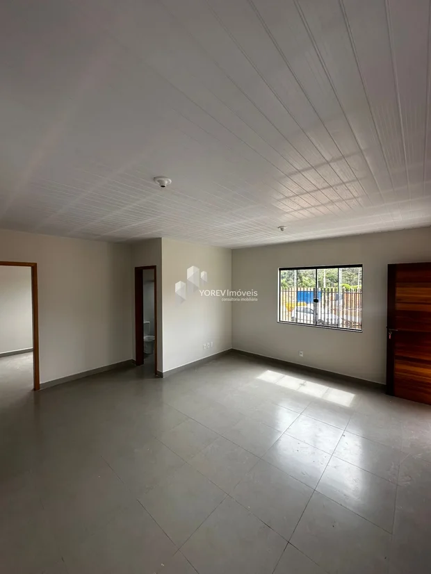 Foto Casa de esquina com 3 quartos - Pq. das Palmeiras - Contorno