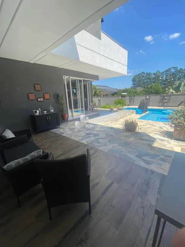 Foto Residência com 4 suítes - Condomínio Garden Park