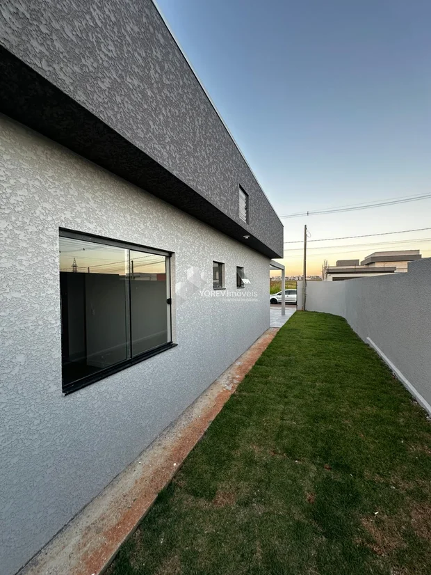 Foto Casa de esquina com dois quartos (1 suíte) - Le Parc