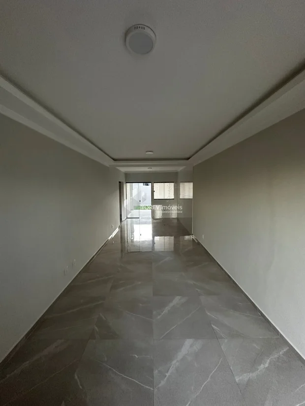 Foto Casa de esquina com dois quartos (1 suíte) - Le Parc