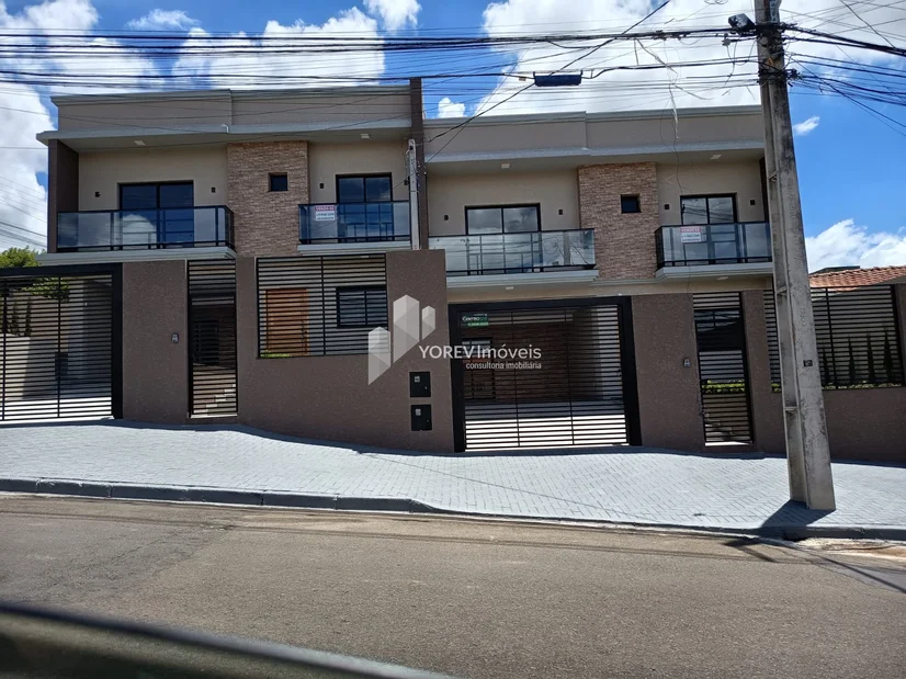 Foto Sobrado com 3 suítes - no Jardim Carvalho