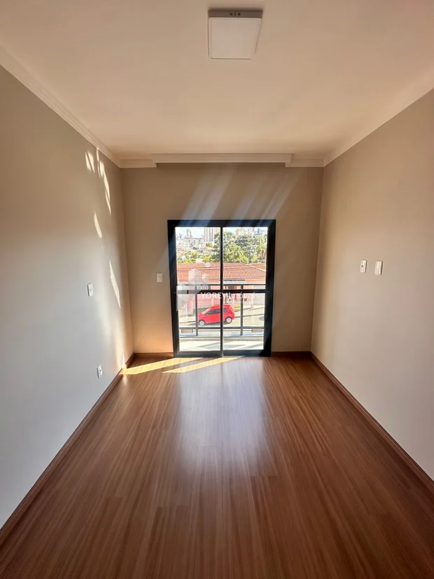 Foto Sobrado com 3 suítes - no Jardim Carvalho