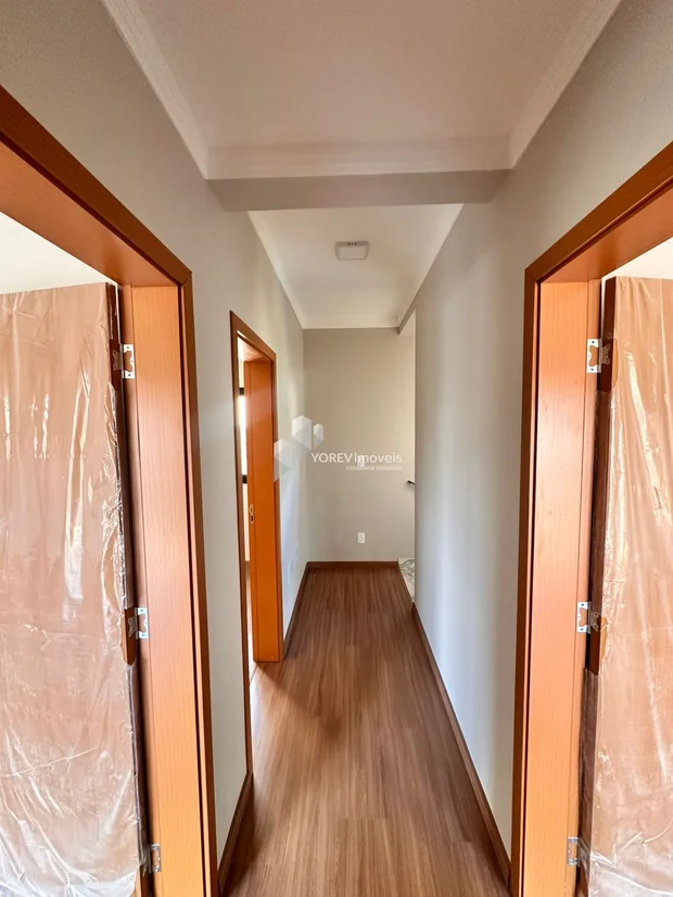 Foto Sobrado com 3 suítes - no Jardim Carvalho