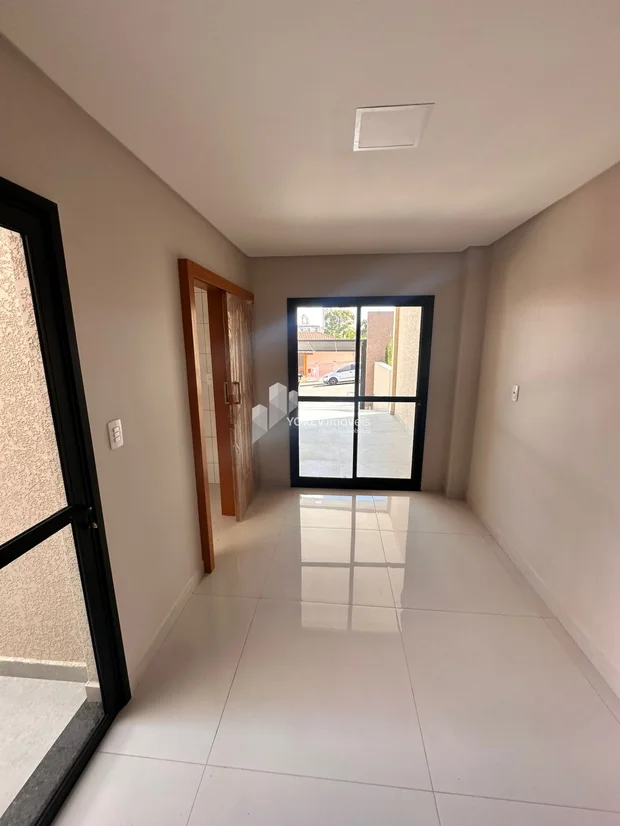 Foto Sobrado com 3 suítes - no Jardim Carvalho