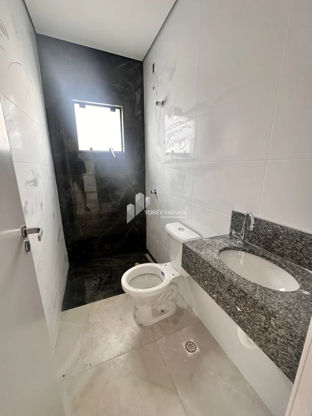 Foto CASA 3Q SENDO UMA SUÍTE / TERRA LIZ / UVARANAS