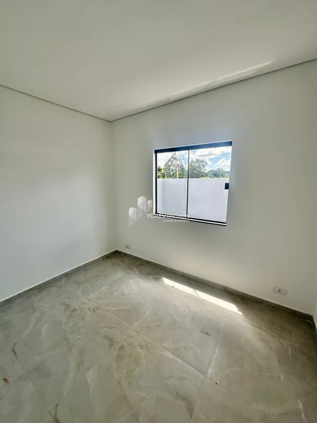 Foto CASA 3Q SENDO UMA SUÍTE / TERRA LIZ / UVARANAS