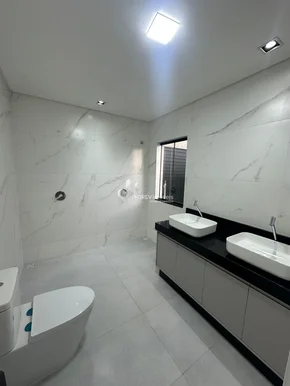 Miniatura - Foto ROYAL PALACE / CASA COM TRÊS SUÍTES