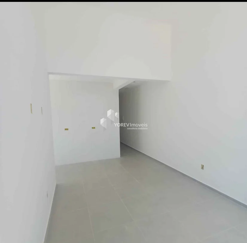 Foto CASA 3Q / PARQUE DOS PINHEIROS / UVARANAS