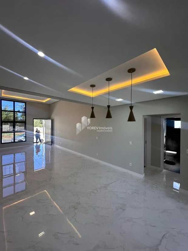 Foto Casa com três quartos (1 suíte) - EOS MIRANTE