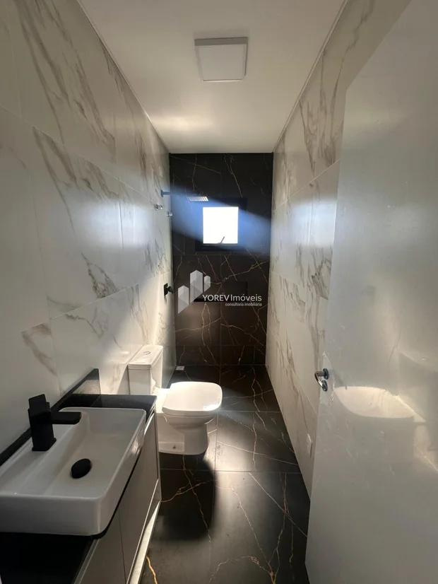 Foto Casa com três quartos (1 suíte) - EOS MIRANTE