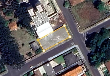 Terreno De Esquina á Venda - Bairro órfãs