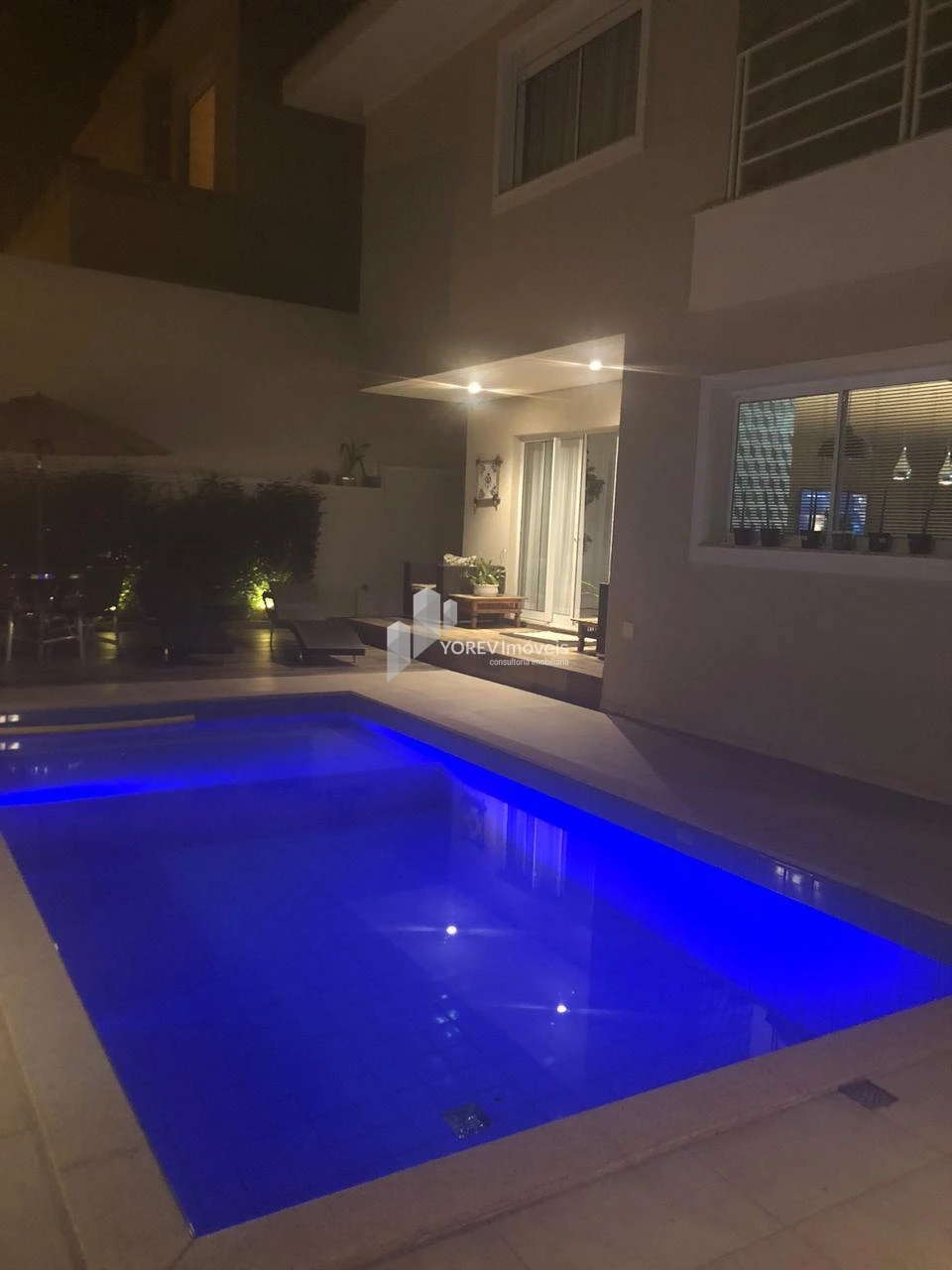 Residência Com 3 Suítes - Condomínio La Defense