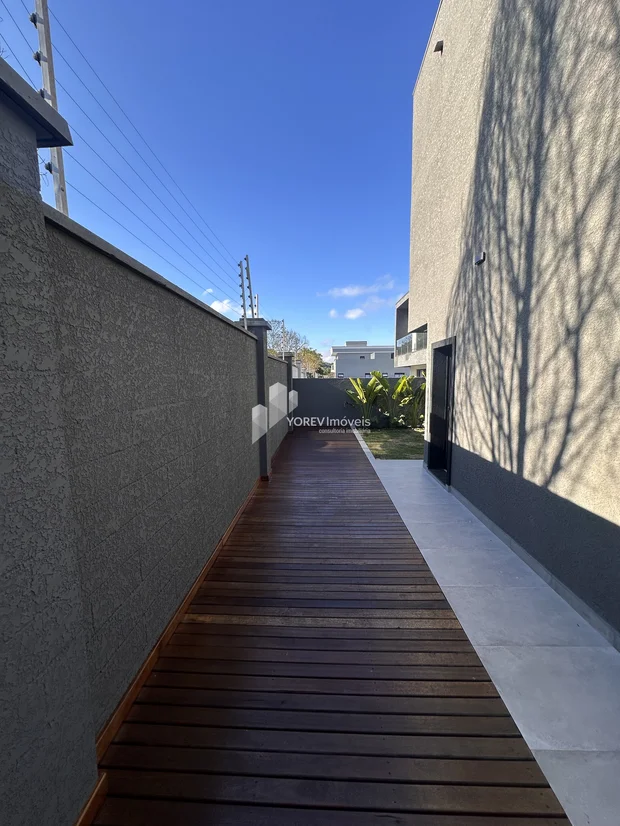 Foto Residência com 4 suítes - Terras Alphaville