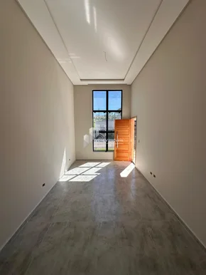 Casa Com 3 Quartos (1 Suíte) - Bairro Le Parc