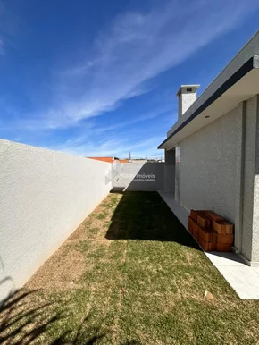 Casa Com 3 Quartos (1 Suíte) - Bairro Le Parc
