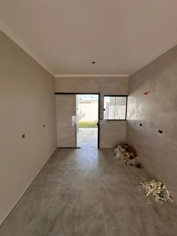 Foto Casa com 3 quartos (1 suíte) - Bairro Le Parc