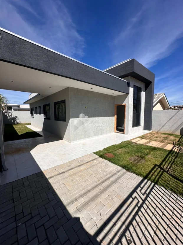 Foto Casa com 3 quartos (1 suíte) - Bairro Le Parc