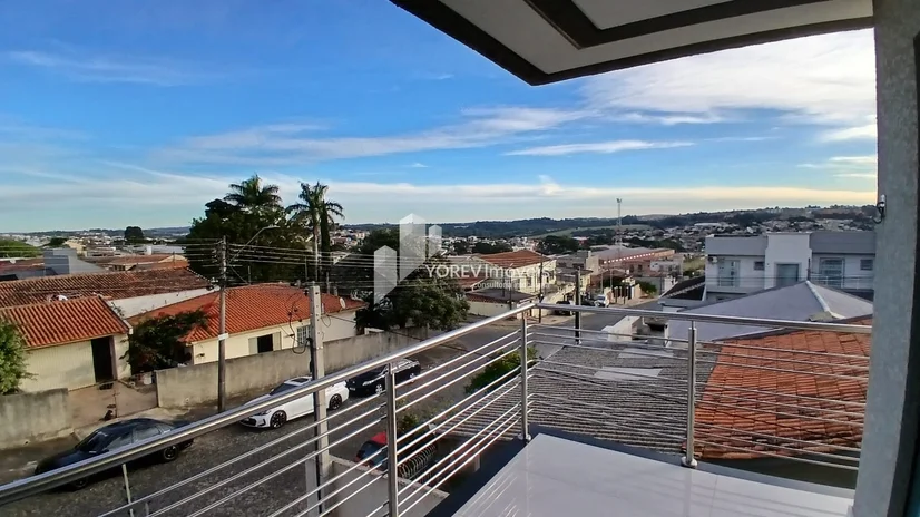 Foto Sobrado com 4 suítes - Bairro Ronda