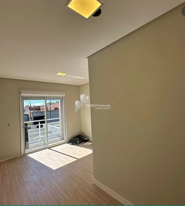 Foto Sobrado com 3 quartos (1 suíte) - Bairro Órfãs
