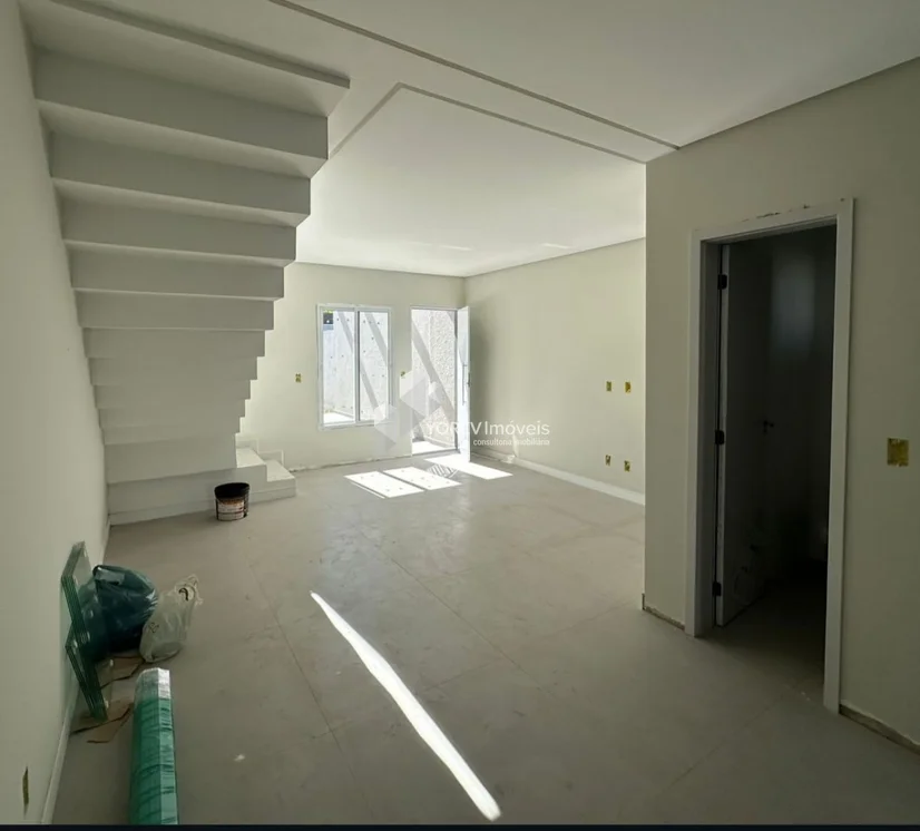 Foto Sobrado com 3 quartos (1 suíte) - Bairro Órfãs