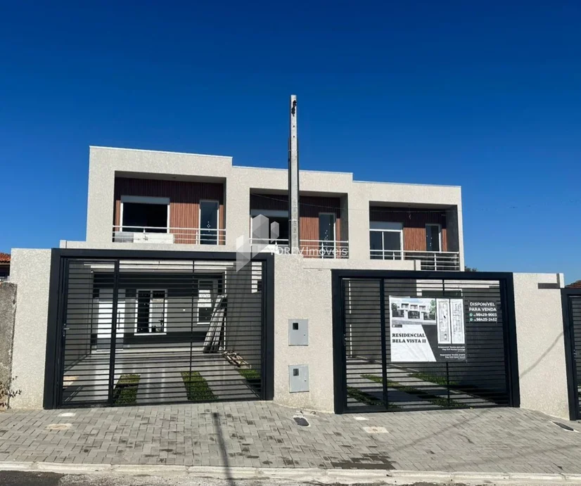 Foto Sobrado com 3 quartos (1 suíte) - Bairro Órfãs