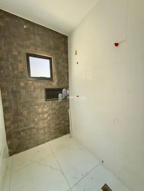 Miniatura - Foto Casa com 3 quartos (1 suíte) e piscina - Uvaranas
