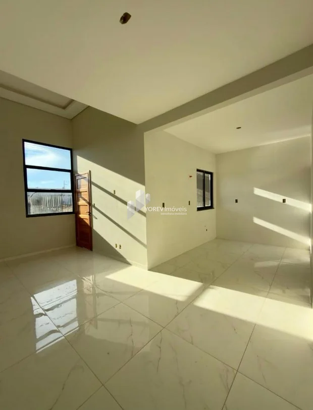 Foto Casa com 3 quartos (1 suíte) e piscina - Uvaranas