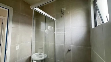 Apartamento Com Dois Quartos - Avenida Siqueira Campos