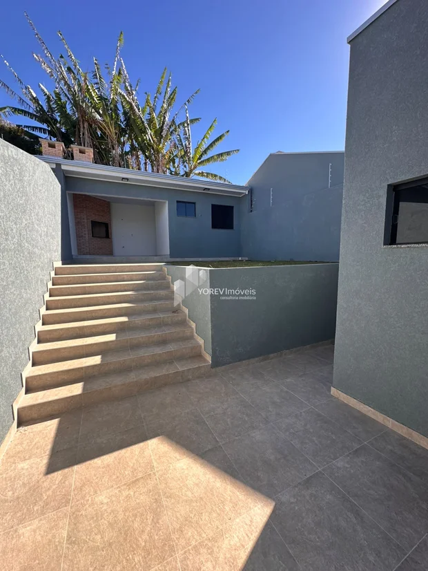 Foto CASA TÉRREA COMPLETA EM UVARANAS | COM EDÍCULA E MUITO ESPAÇO
