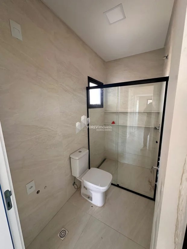 Foto SOBRADO DE ALTO PADRÃO DENTRO DE CONDOMÍNIO!
