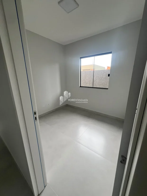 Foto Casa 3 quartos sendo um suíte - Bairro Campo Belo III