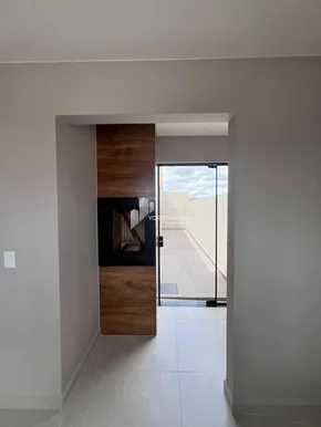 Miniatura - Foto ? CASA À VENDA  EM UVARANAS