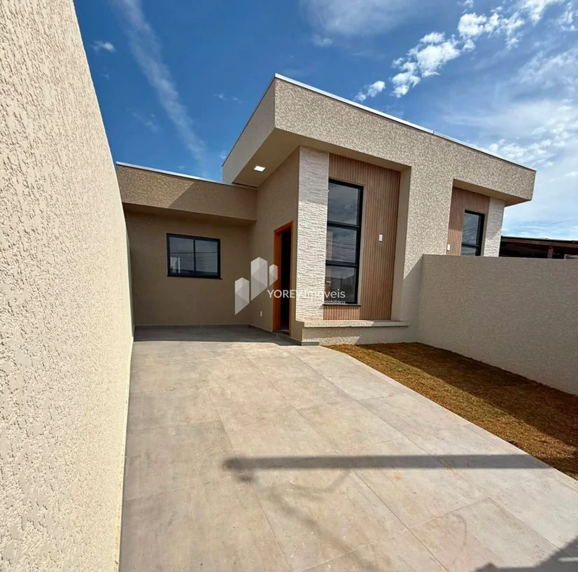 Foto ? CASA À VENDA  EM UVARANAS