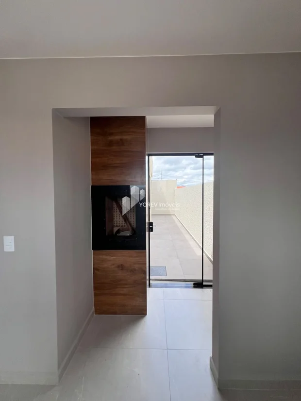 Foto ? CASA À VENDA  EM UVARANAS