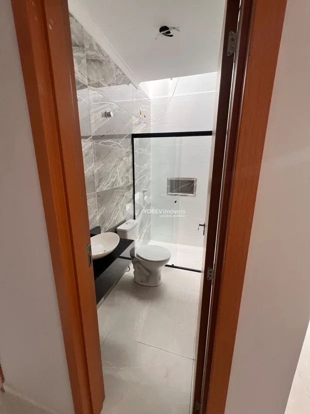 Foto ? CASA À VENDA  EM UVARANAS