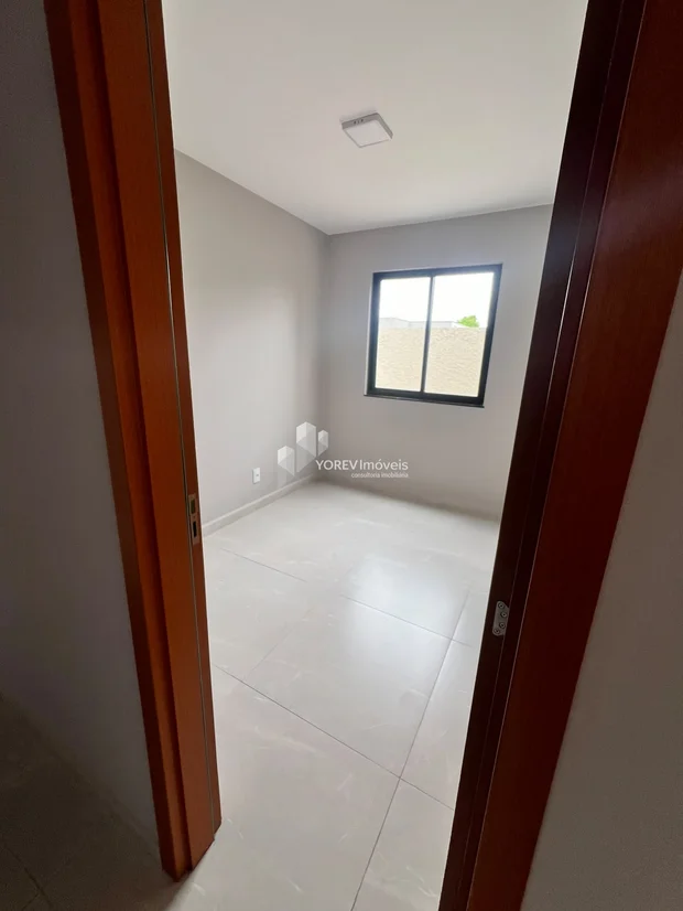Foto ? CASA À VENDA  EM UVARANAS
