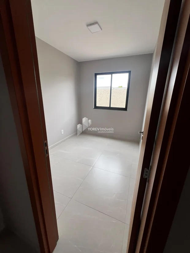 Foto ? CASA À VENDA  EM UVARANAS