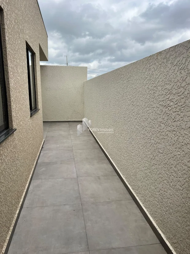 Foto ? CASA À VENDA  EM UVARANAS