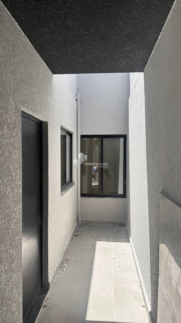 Foto Casa de esquina - Uvaranas