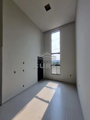 Casa à Venda - Jardim Veneza