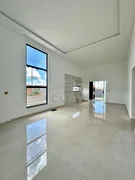 Casa térrea 3 quartos, suíte, sobra de terreno - Foto 4